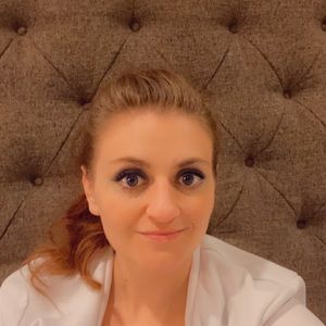 Meet your Posher, Kara